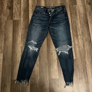 American Eagle High Rise Girlfriend Distressed Jeans